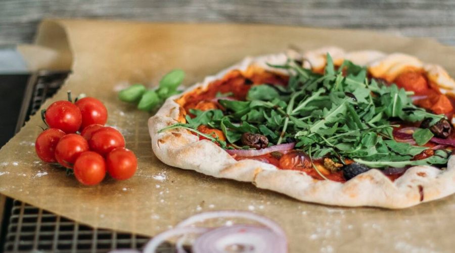 italienisches_essen_die_beliebtesten_gerichte_und_zutaten-c61031b5849fb96734af80f803ce8fac1b692421f-630-1200-0